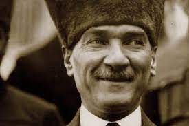 كمال أتاتورك: الرجل الذي عمل على علمنة الدولة التركية