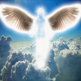تفسير حلم رؤية الملائكة في المنام على جميع الحالات